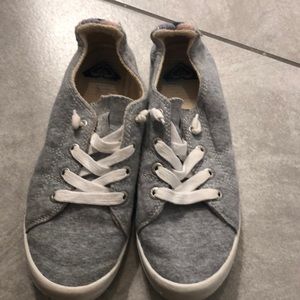 Roxy slip on grey shoes